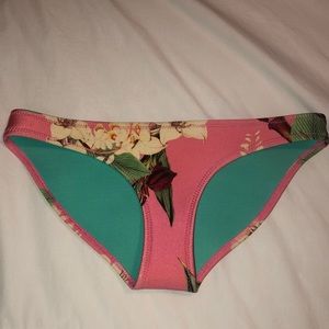 TRIANGL swimsuit bottoms